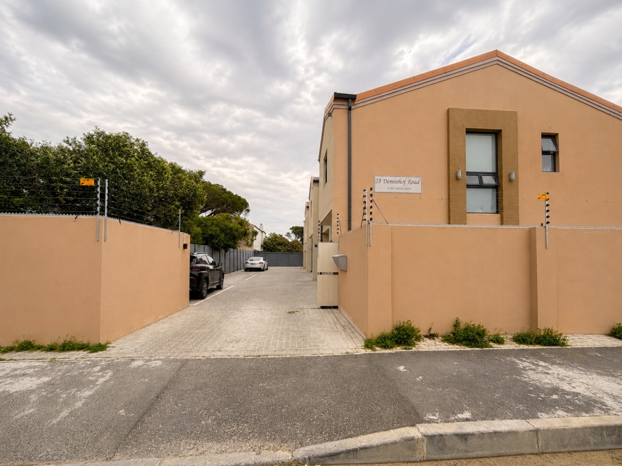 3 Bedroom Property for Sale in Dobson Western Cape